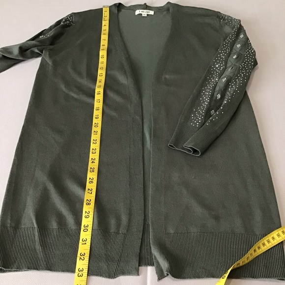 Woman’s Olive Open Front Cardigan - Picture 5 of 8